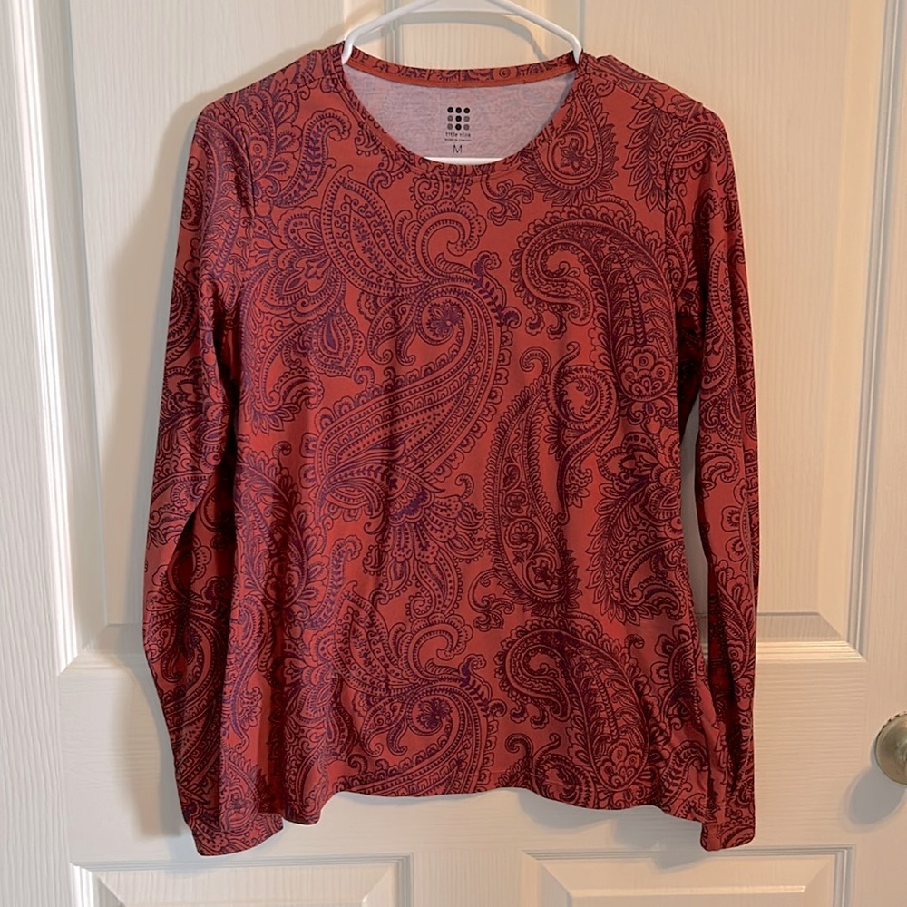 Title Nine top, M, orange/navy paisley. So cute! Stretchy, but keeps shape.
